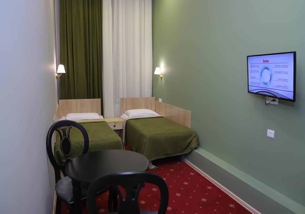 Araks Hotel Complex Гюмри Экстерьер фото