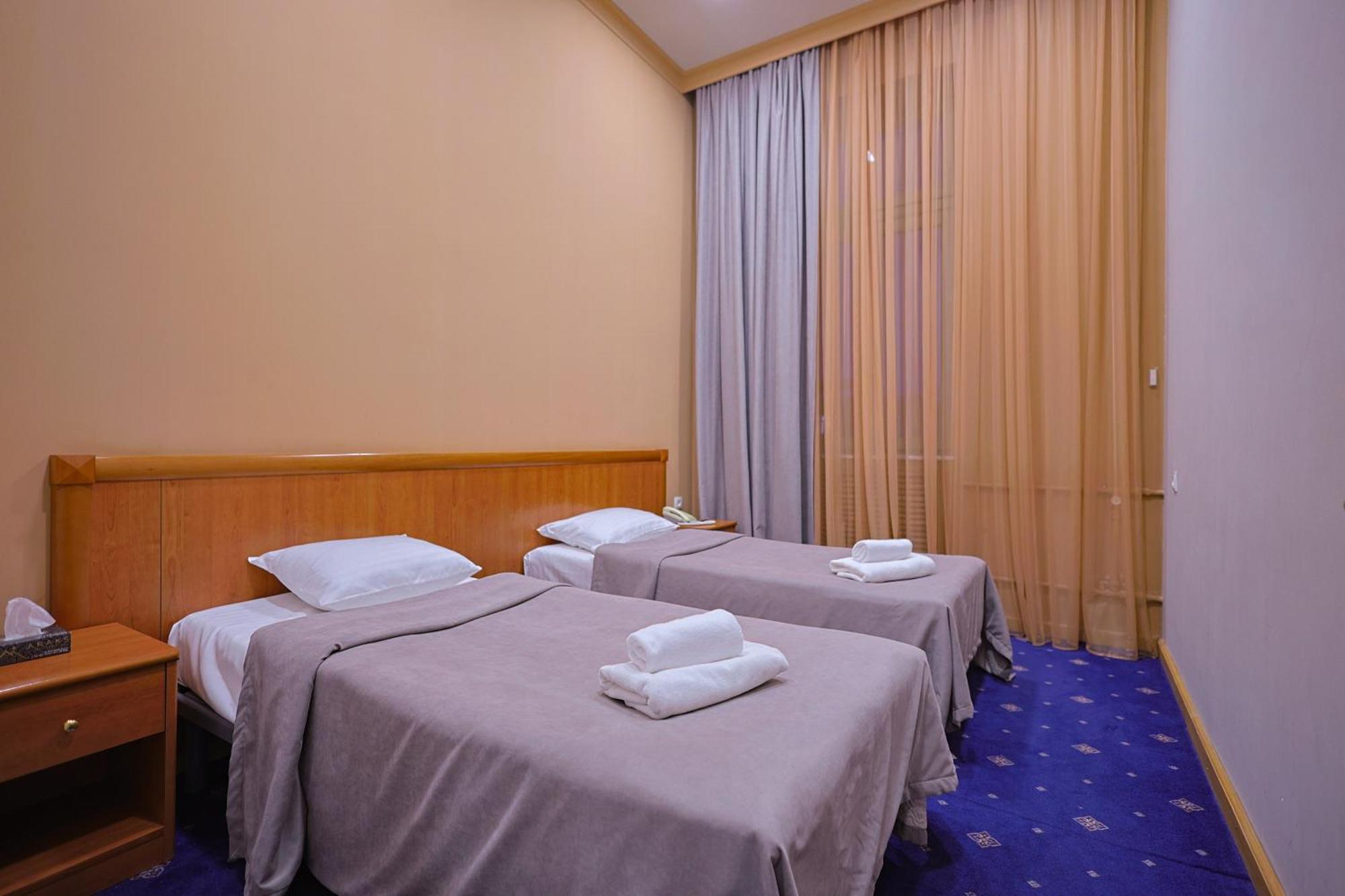 Araks Hotel Complex Гюмри Экстерьер фото